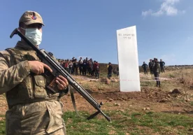 Kelib chiqishi noma’lum sirli monolit endi Turkiyada paydo bo‘ldi фото