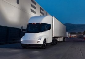 Tesla компанияси Невада штатидаги Гигафаcторй заводида