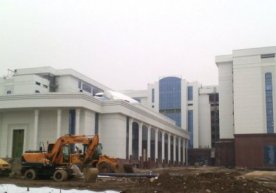 Тошкентнинг марказида, Амир Темур кўчаси ва Навоий