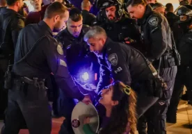 Eine große Antikriegskundgebung in Tel Aviv endete mit