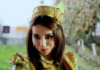 Aktrisa Shahzoda Muhamedova uni "o‘ynash" deb ayblagan shou biznes saytini sudga berdi фото