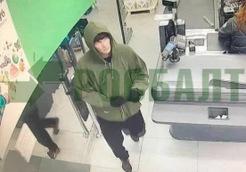 Тармоқда Санкт-Петербургдаги «Перекрёсток»