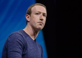 "Facebook" асосчиси Марк Цукерберг