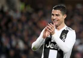 Ronaldu: "Messi men bilan raqobatlashishga muhtoj" фото