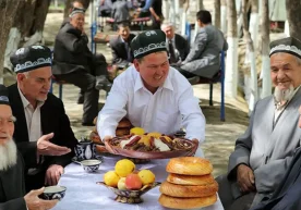 Айни кунларда телефон орқали пенсия ёшидаги фуқароларга