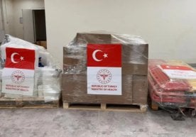Die Türkei hat humanitäre Hilfe nach Iran geschickt. Im