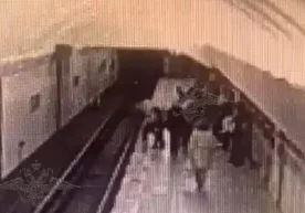 Россия пойтахти Москвада жамоат транспортларидан бири —