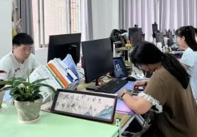 Хитойда ёшлар орасида ишсизлик 14 фоиздан юқори бўлиб