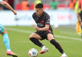 Ҳужумкор ярим ҳимоячи Клаудио Эчеверри яқин орада