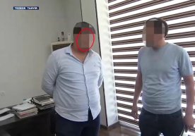 Davlat xavfsizlik xizmati qator hududlarda soliq xodimlarini qo‘lga oldi фото