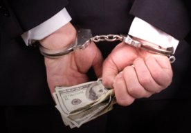 Италиянинг Фускальдо шаҳрида 14 киши, жумладан, ушбу шаҳар