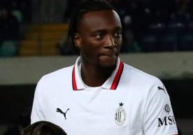 «Астон Вилла» АПЛ турнир жадвалининг юқори қисмида қолиш