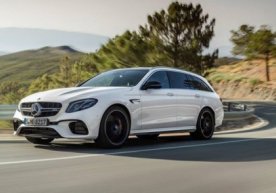 Mercedes-Benz E синфидаги янги универсалини намойиш қилди фото