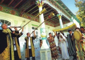 Олдинлари тўйларимизда уйларни томларида рақсга