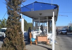 Сенатнинг Мудофаа ва хавфсизлик масалалари қўмитаси раиси,