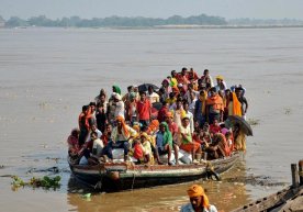 Фото: Getty Images Ҳиндистонда диний байрам муносабати