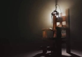 Тунисда 56 ёшли Сабер Шушан интернетда мамлакат президенти