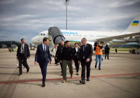 Фото: Украина президенти расмий саҳифаси Украина урушининг