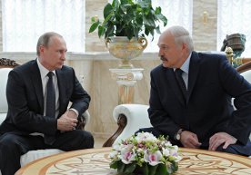 Putin Lukashenko bilan Ukrainadagi vaziyatni muhokama qildi фото