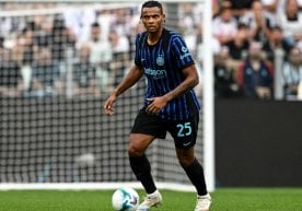 Марказий ҳимоячи Мануэль Аканжи ҳозирда "Манчестер