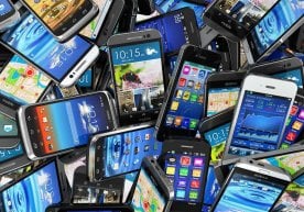 Number of mobile phones imported to Uzbekistan in 2024 revealed фото