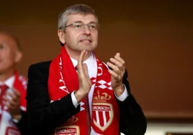Le Monde nashrining yozishicha, rossiyalik milliarder va