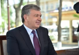 Президент Шавкат Мирзиёев Гулистон шаҳрининг Алишер Навоий