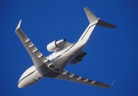 Австралияда учувчи 40 дақиқа давомида ҳушсиз учди, дея