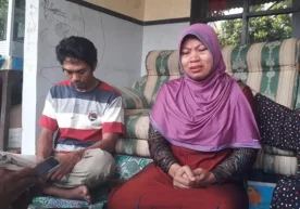 Indoneziyada 3 farzandli ayol ishxonasida boshlig‘ining