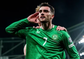 23 ёшли "АЗ Алкмаар" ҳужумчиси Трой Перротт яна