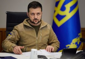 Zelenskiy: «Tirik qolishni istasangiz qoching...» фото