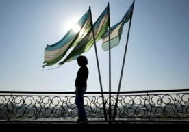 Амалиётда аксарият давлатлар тез-тез бир-бирларини айблаб