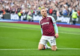 Англия Премер-лигасининг 15-тур ўйинлари давом этмоқда.