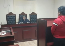 Фото: «Дарё» Самарқанддаги ресторанда кийимларини ечиб,