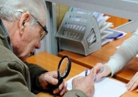 Ўзбекистонда октябрь ойидан бошлаб фуқароларга пенсияларни