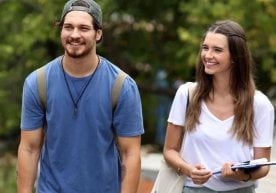 Турк кинолари орасида шунчаки машҳур эмас, балки бутун