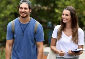 Турк кинолари орасида шунчаки машҳур эмас, балки бутун