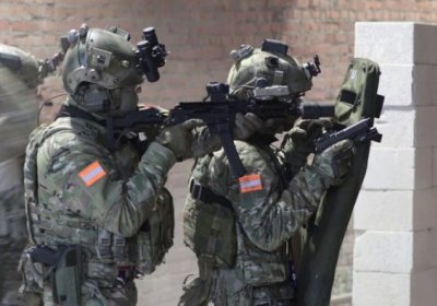«Kalashnikov» yangi pistolet-pulemyotni taqdim etdi (video) фото