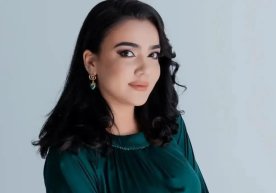 Хонанда Рухшонага журналист томонидан унинг ижодий