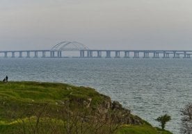 Ukraine is preparing a new operation to destroy the Crimean bridge фото