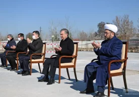 Президент Шавкат Мирзиёев, анъанага кўра, Самарқандга