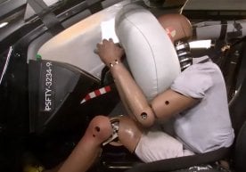 Tesla компанияси ўзининг Tesla Висион тизимига янги
