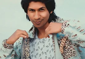 Хонанда Асқар Умархон кеча ўз таваллуд кунини ноодатий