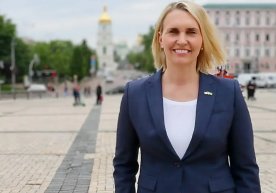 Former U.S. ambassador to Ukraine, Bridget Brink, openly