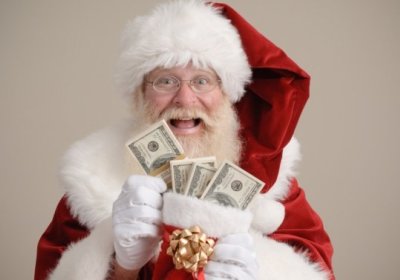 Голливудда Санта-Клаус қалпоғини кийиб олган ўғри бир неча уйларни ўмариб кетди фото