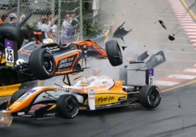 Makaodagi «Formula 3» Gran-prisida avariya sodir bo‘ldi (video) фото