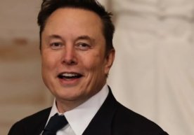 Тадбиркор ва миллиардер Илон Маск Голливуд актрисаси