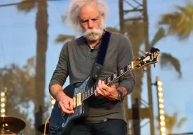 78 ёшли америкалик мусиқачи Боб Вейр — афсонавий Grateful