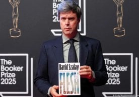 Лондонда бўлиб ўтган расмий маросимда ирланд драматурги ва