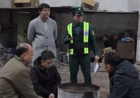 Özbekistan'da faaliyet gösteren Çin vatandaşları